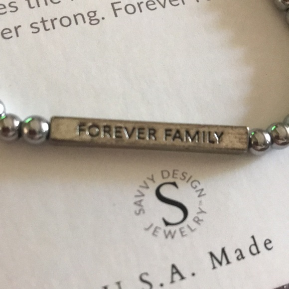 Savvy Design Silver-Plated Forever Family Bracelet - Picture 2 of 3